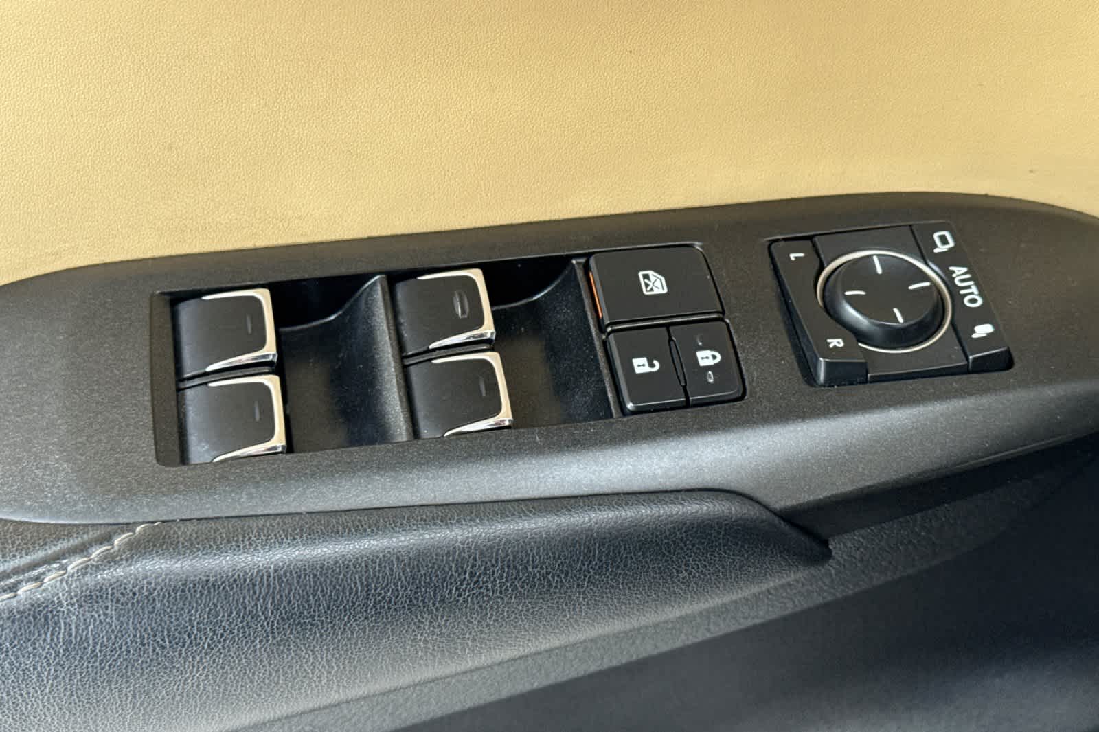 Thumbnail: 2018 Lexus NX - 13