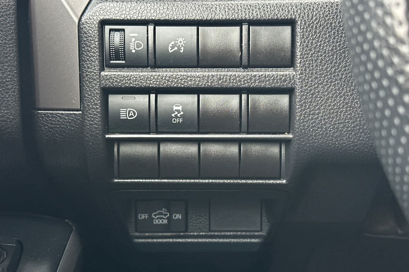 Thumbnail: 2025 Toyota Tacoma - 29