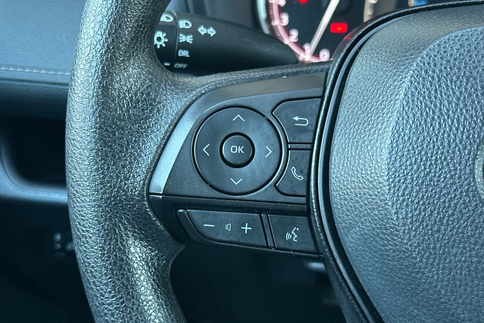 Thumbnail: 2024 Toyota RAV4 - 25