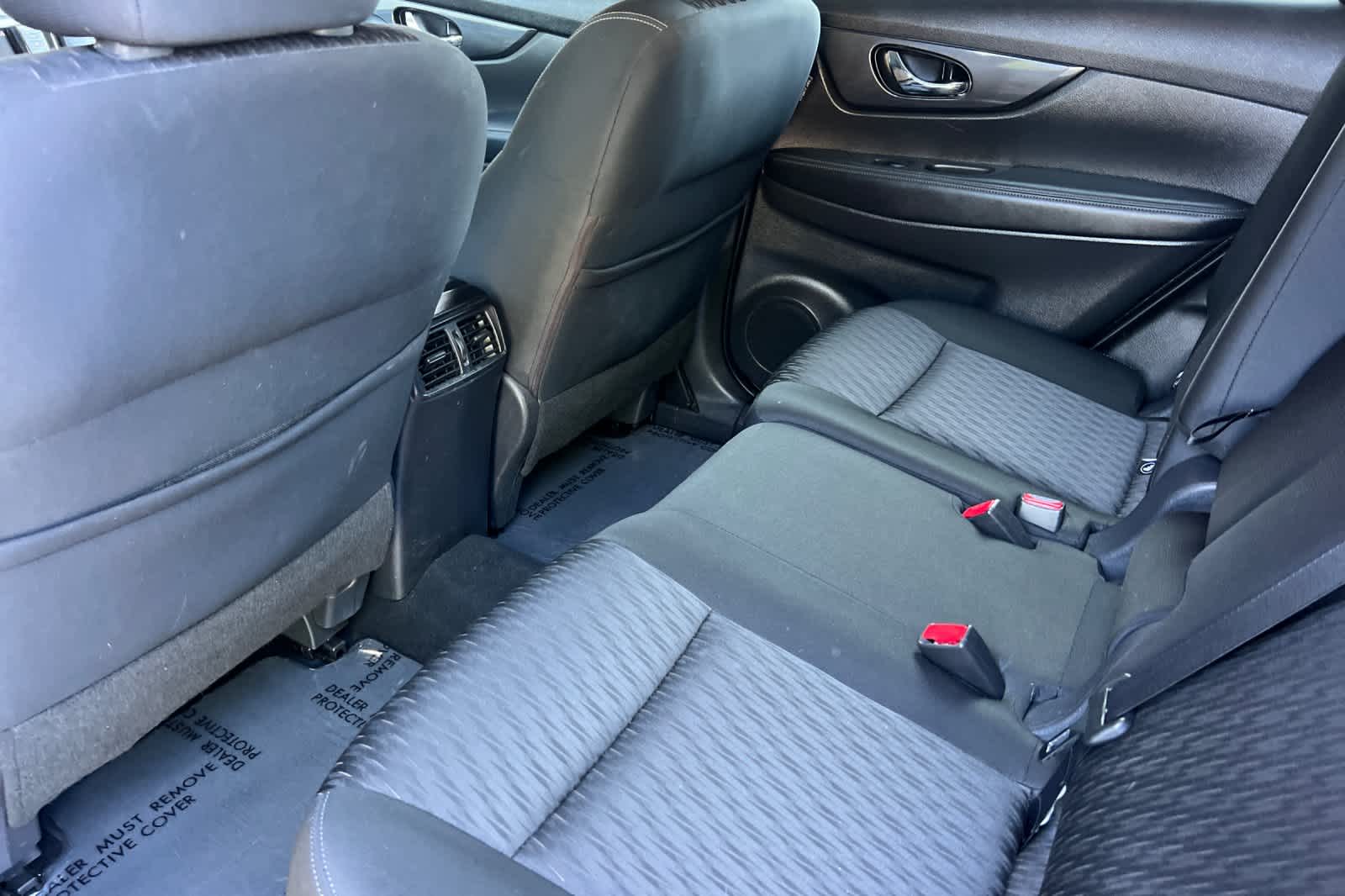 2019 Nissan Rogue SV 4