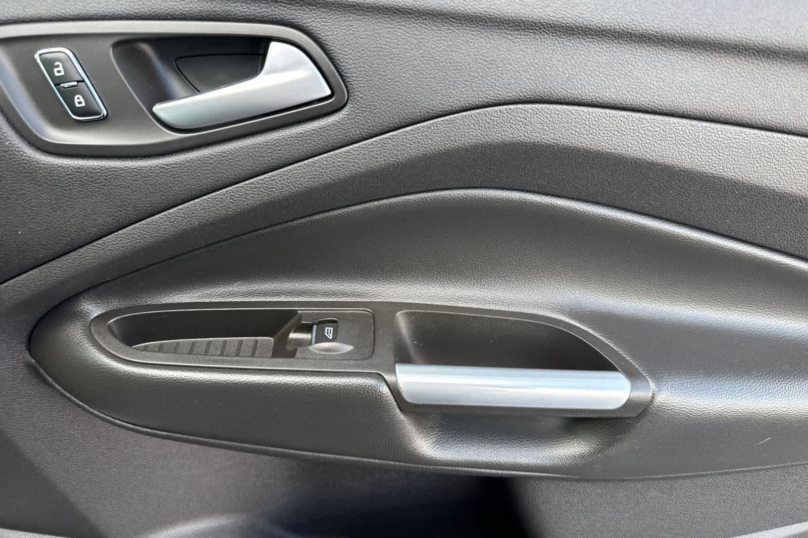 Thumbnail: 2013 Ford C-Max - 19