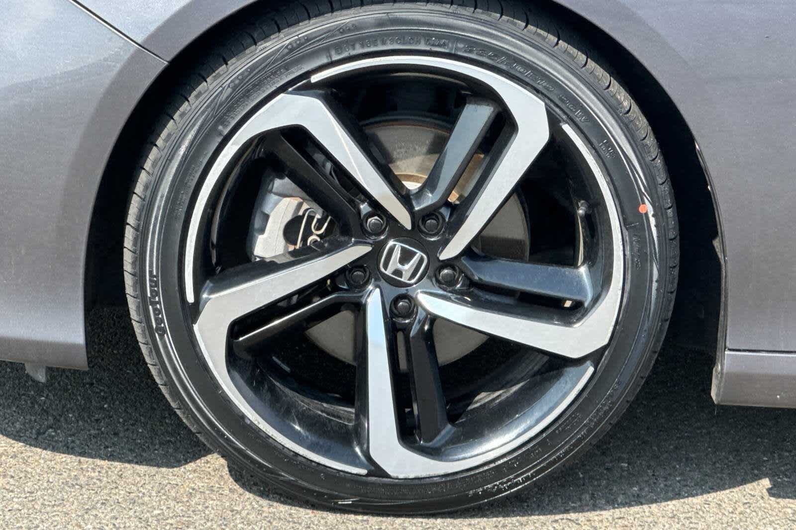 2018 Honda Accord Sport 29
