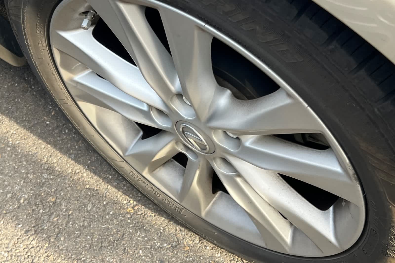 Thumbnail: 2010 Lexus ES - 18