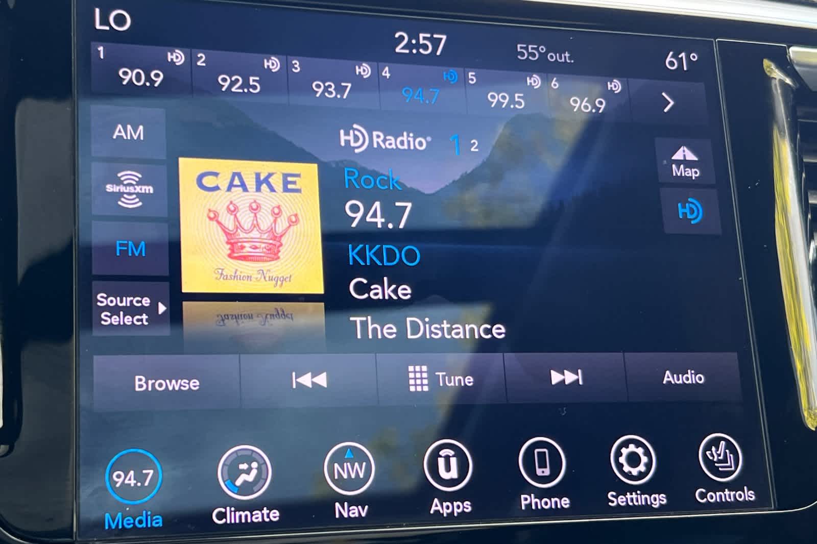 Thumbnail: 2020 Chrysler Pacifica - 21