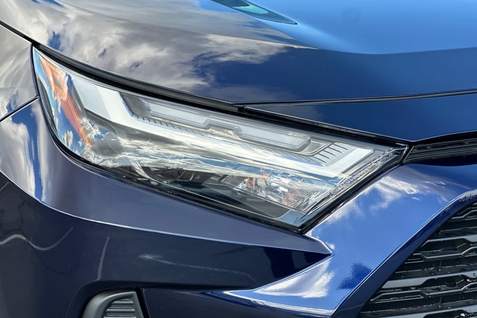 Thumbnail: 2025 Toyota RAV4 - 30