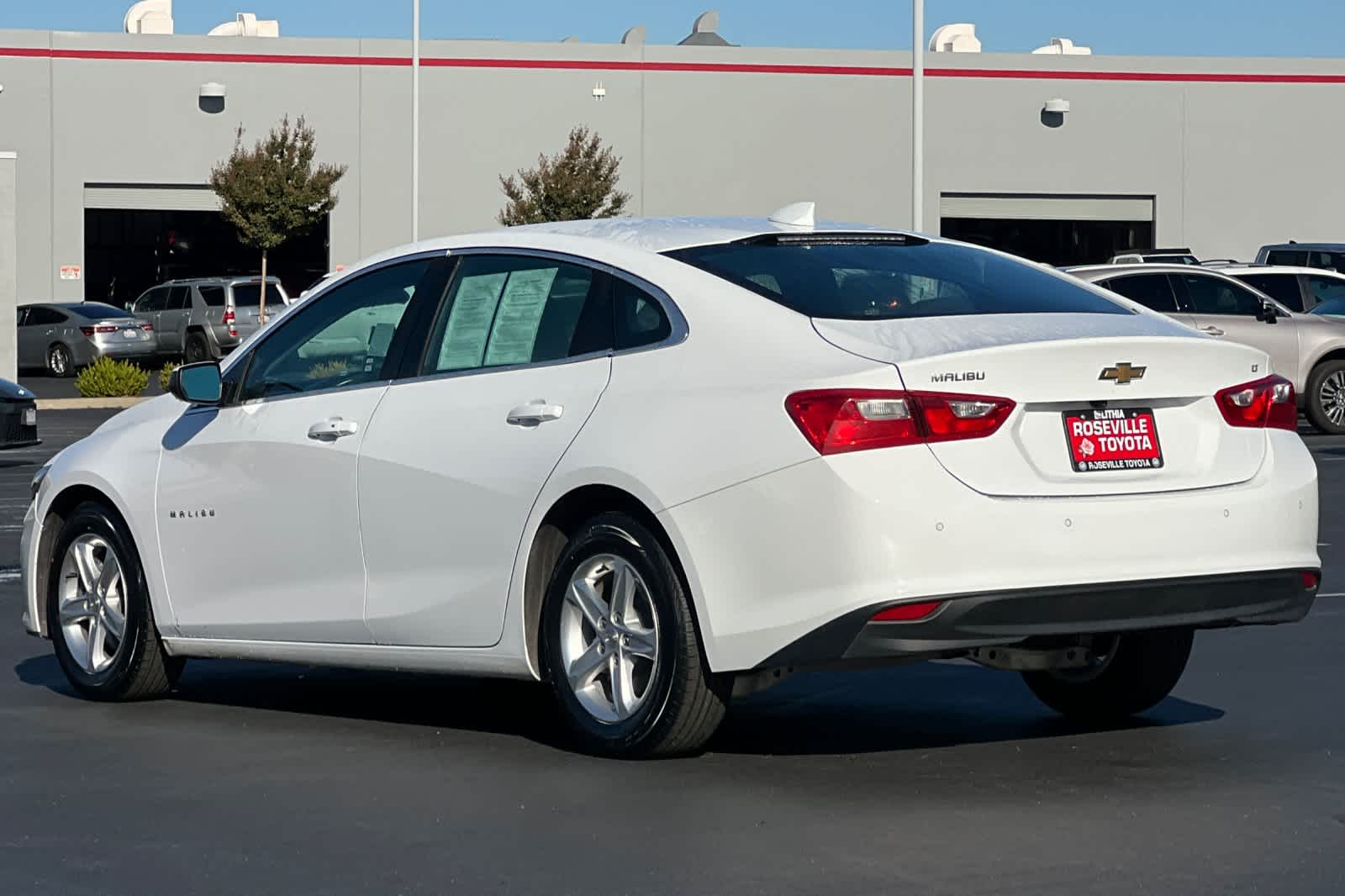 Thumbnail: 2024 Chevrolet Malibu - 7