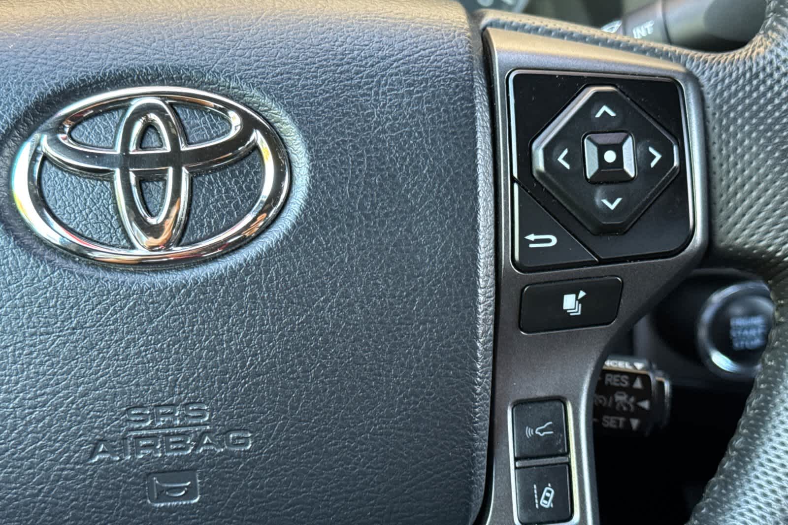 Thumbnail: 2023 Toyota Tacoma - 25