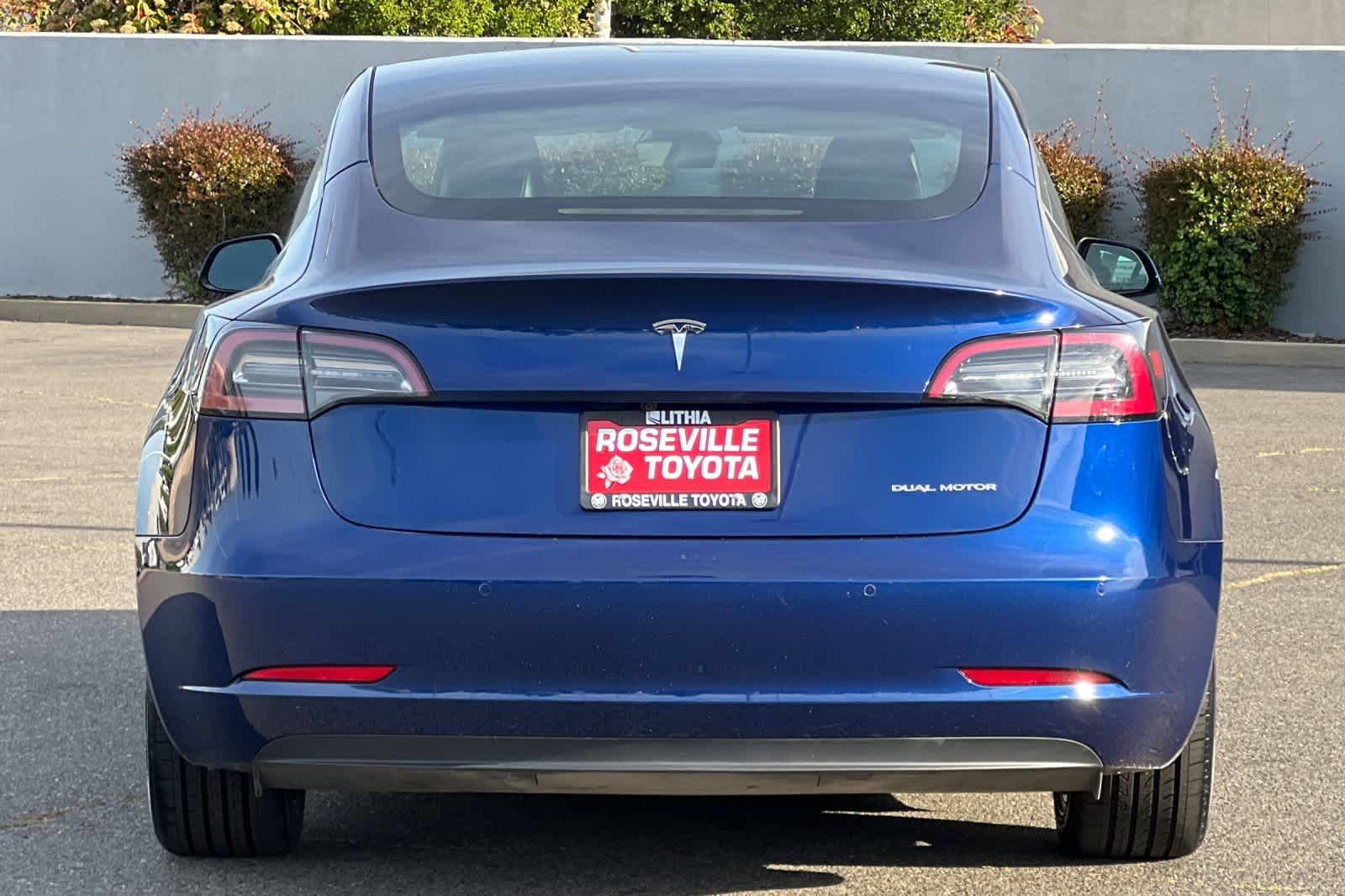 Thumbnail: 2022 Tesla Model 3 - 8