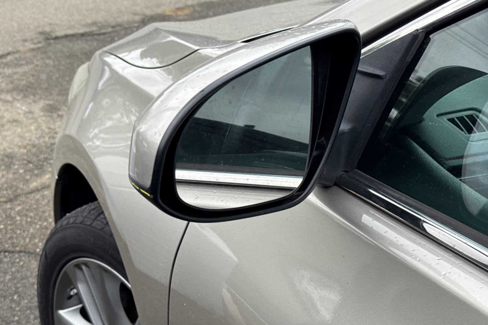 Thumbnail: 2016 Toyota Camry - 20