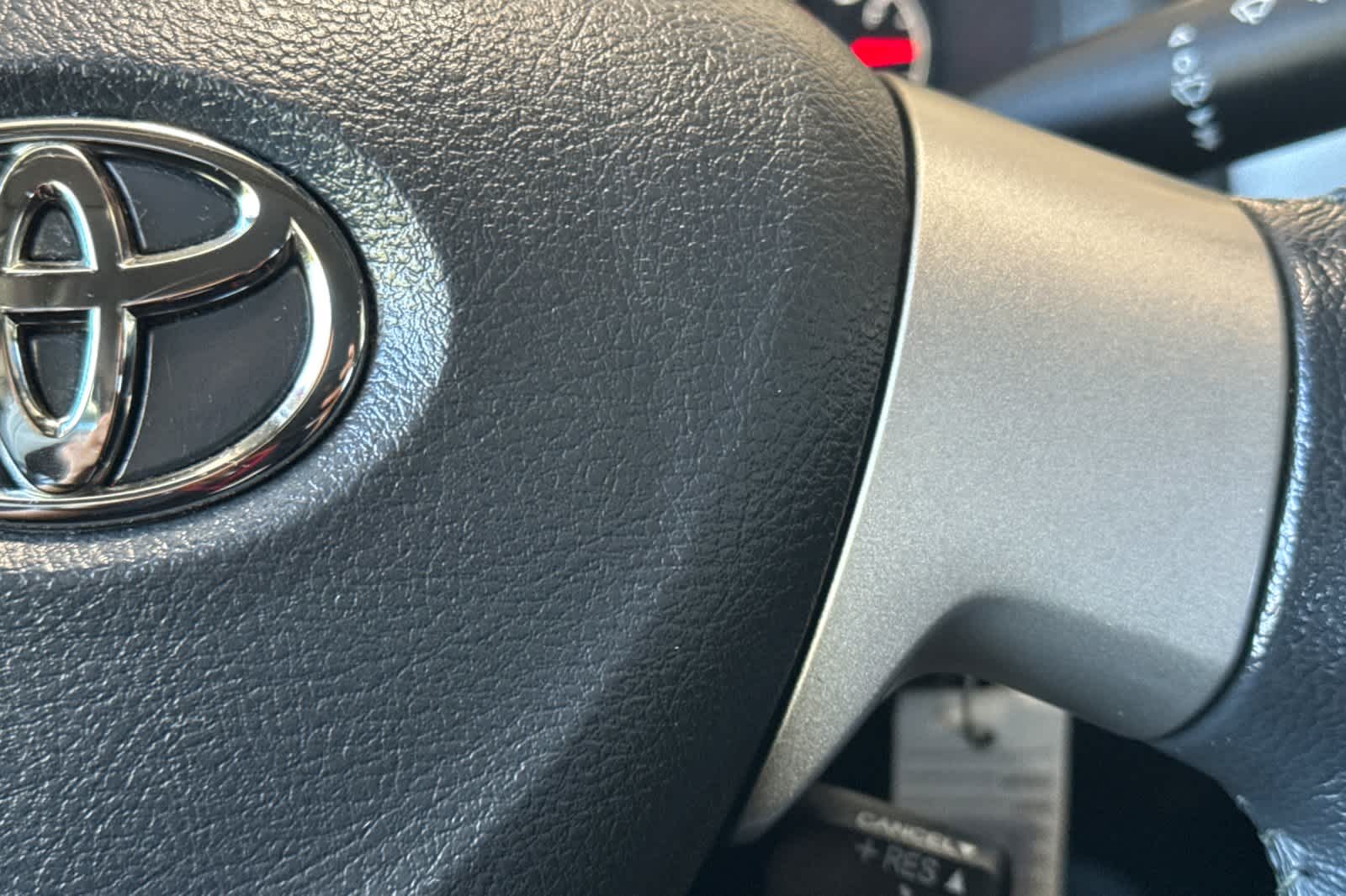 Thumbnail: 2010 Toyota Corolla - 23