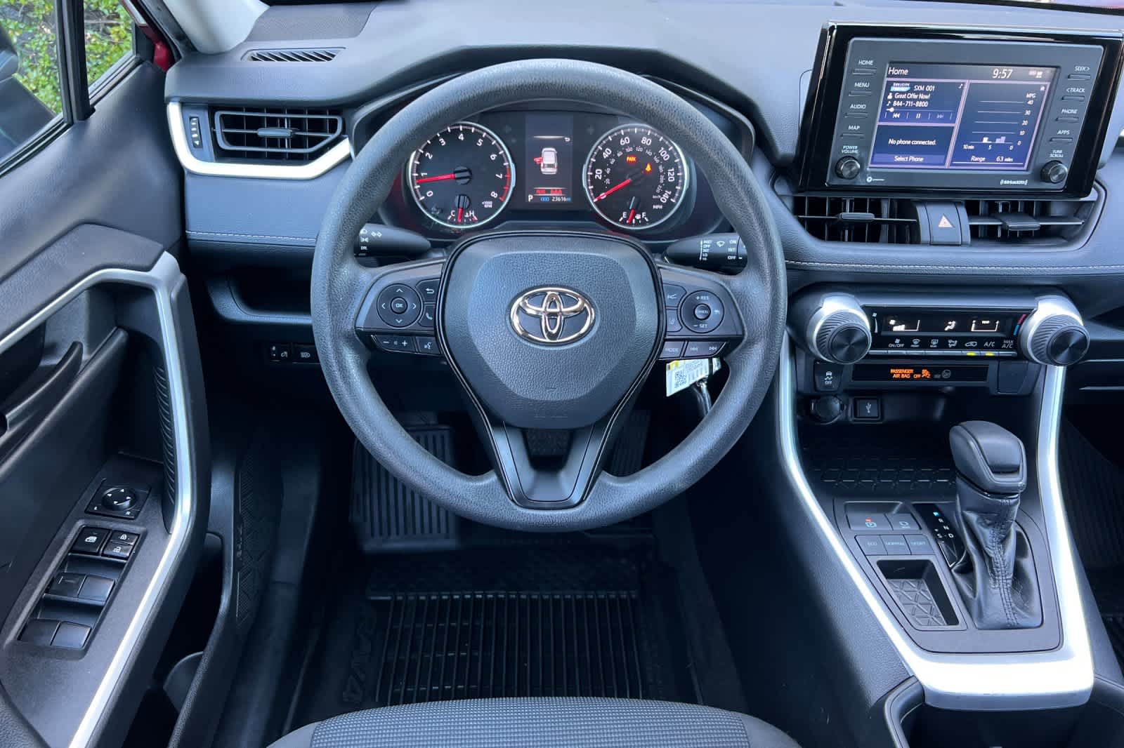 Thumbnail: 2022 Toyota RAV4 - 15