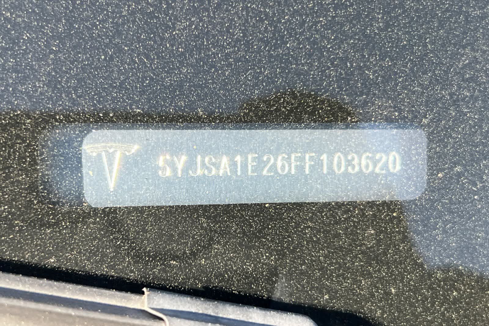 Thumbnail: 2015 Tesla Model S - 23