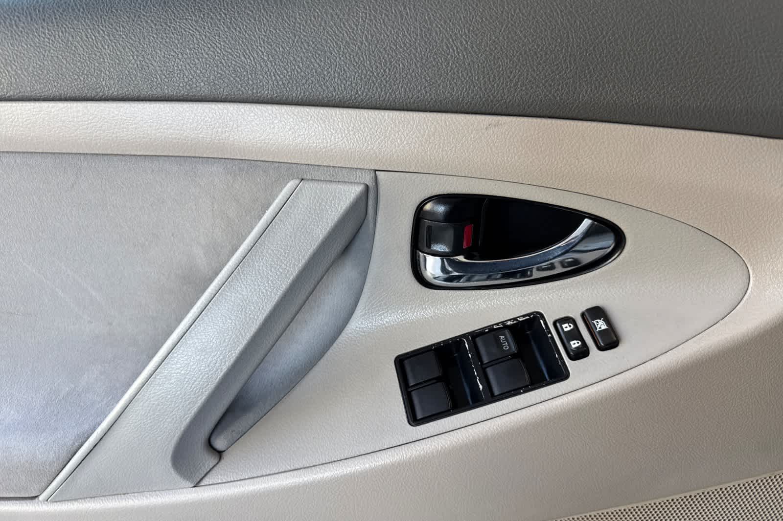 Thumbnail: 2009 Toyota Camry - 12