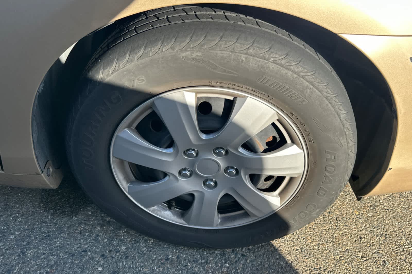 Thumbnail: 2011 Toyota Camry - 12