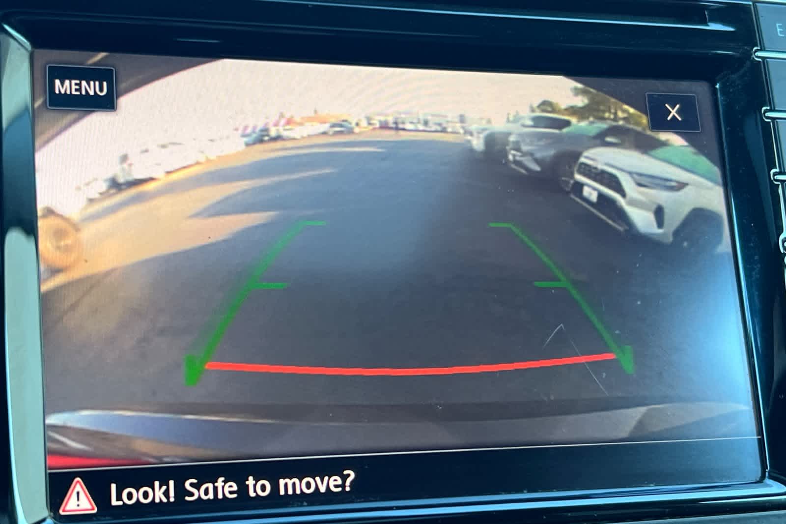 Thumbnail: 2018 Volkswagen Passat - 20