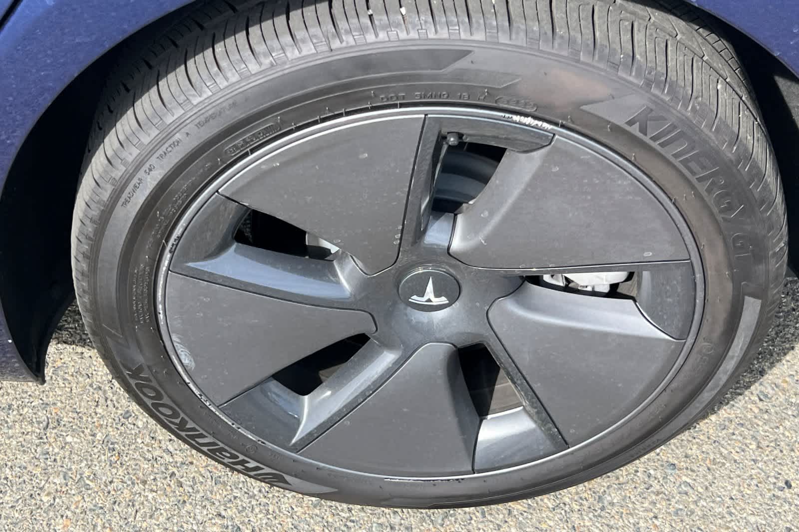 Thumbnail: 2023 Tesla Model 3 - 21