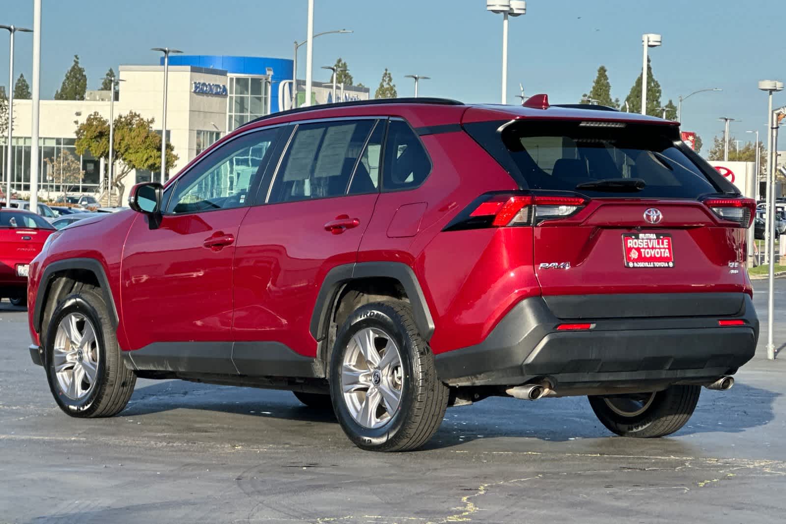 Thumbnail: 2025 Toyota RAV4 - 7