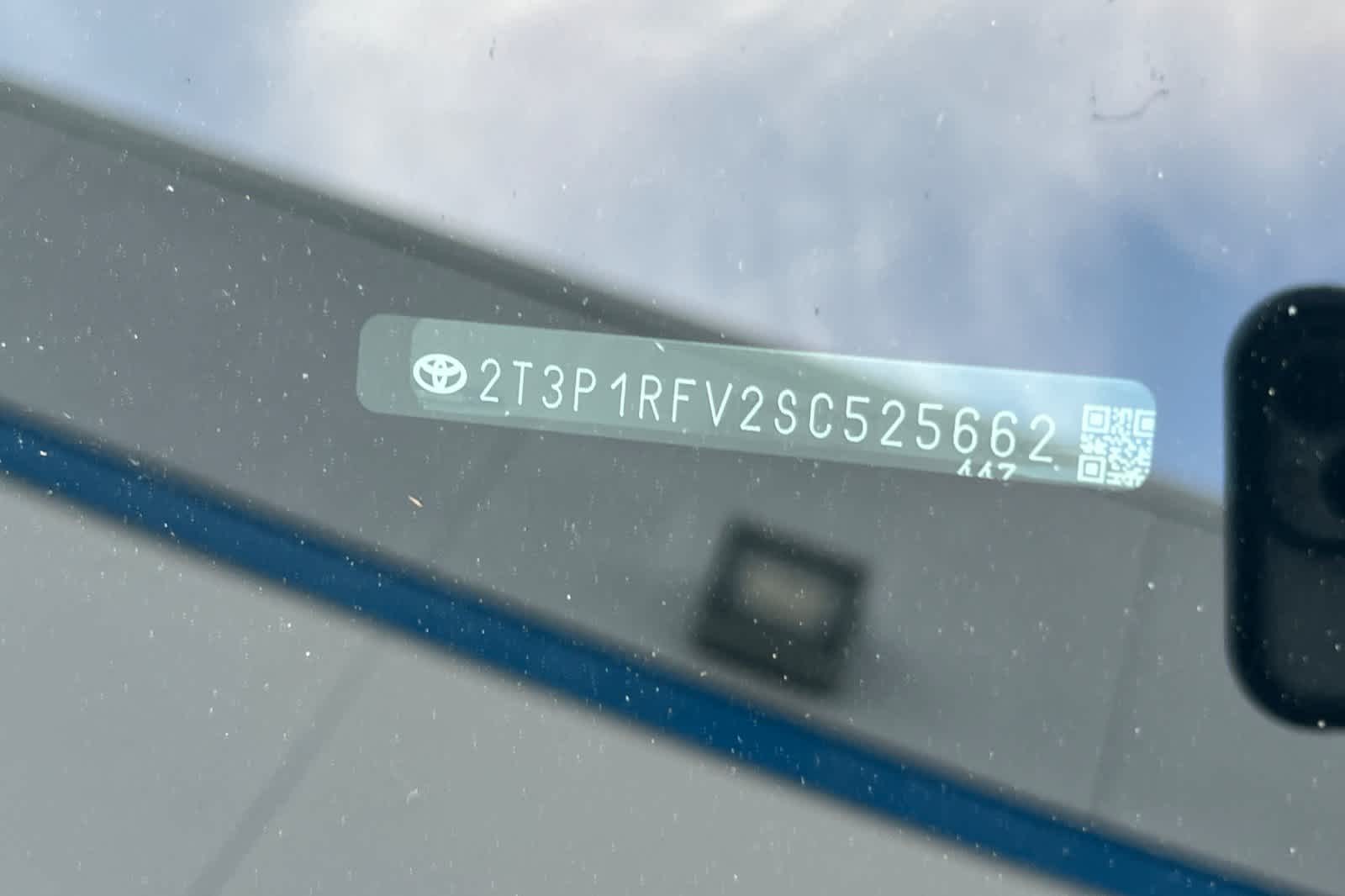 Thumbnail: 2025 Toyota RAV4 - 23