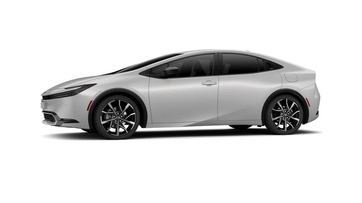 Thumbnail: 2026 Toyota Prius - 3