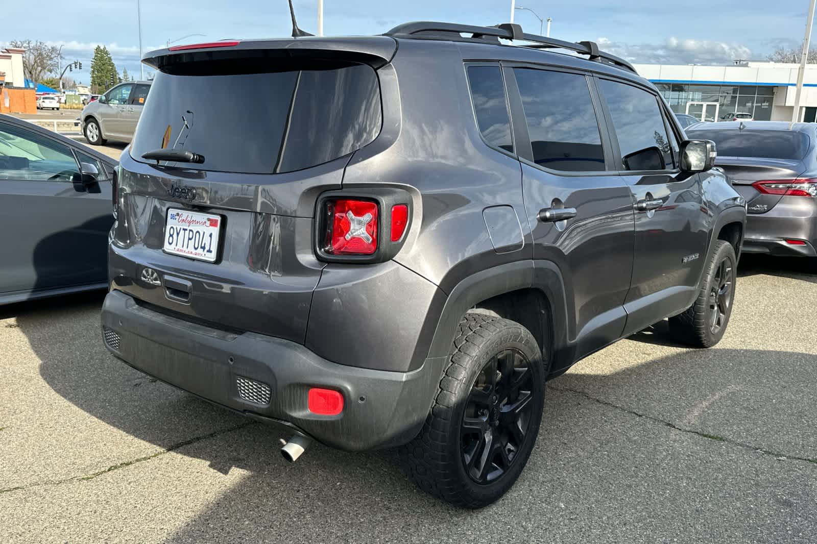 Thumbnail: 2018 Jeep Renegade - 2