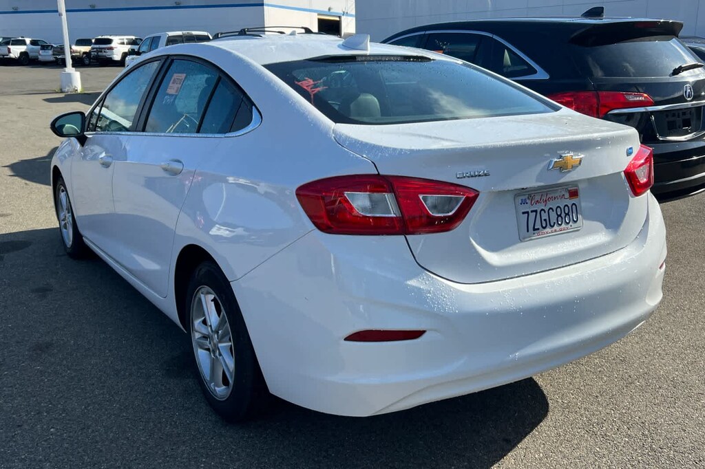 Used 2017 Chevrolet Cruze LT Sedan