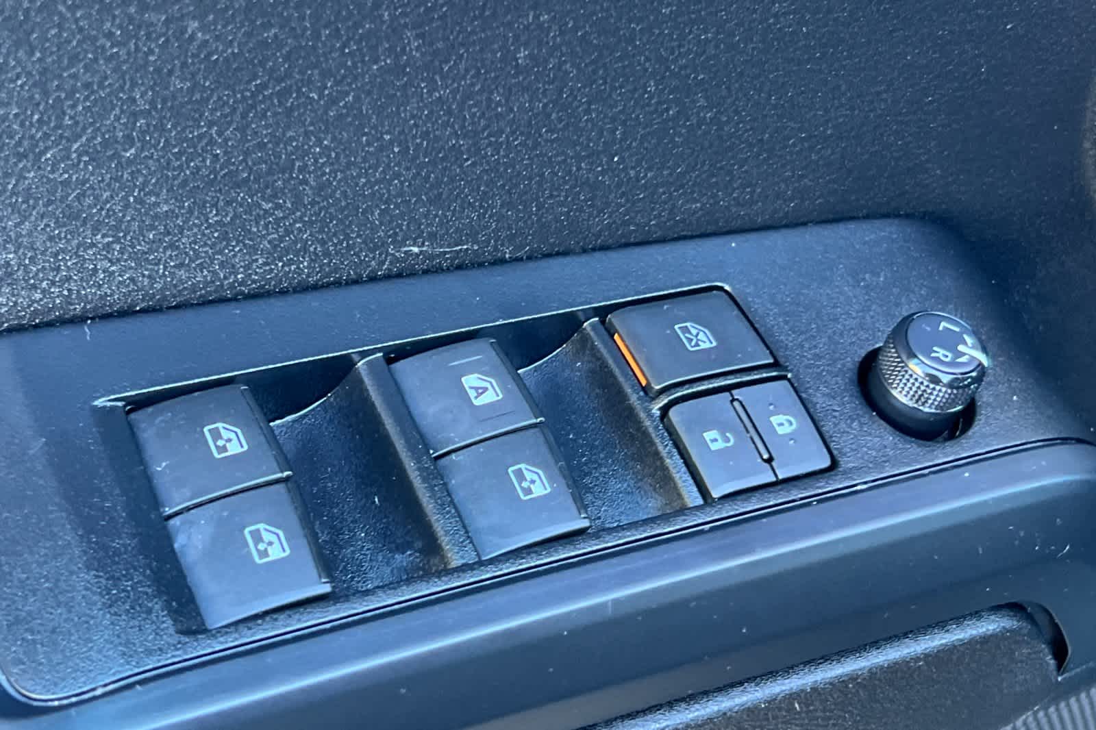 Thumbnail: 2022 Toyota Tacoma - 13