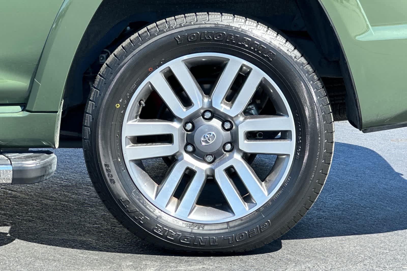 Thumbnail: 2022 Toyota 4Runner - 31