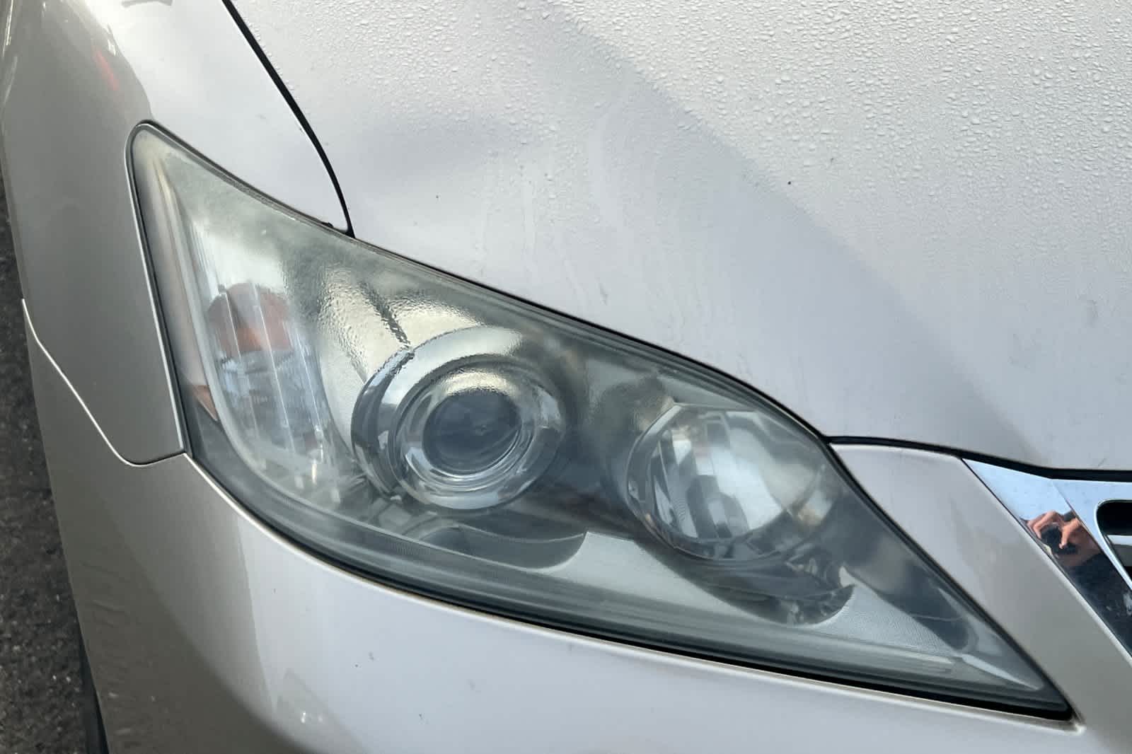 Thumbnail: 2010 Lexus ES - 8