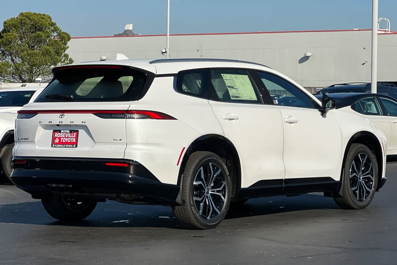 Thumbnail: 2026 Toyota Crown Signia - 2