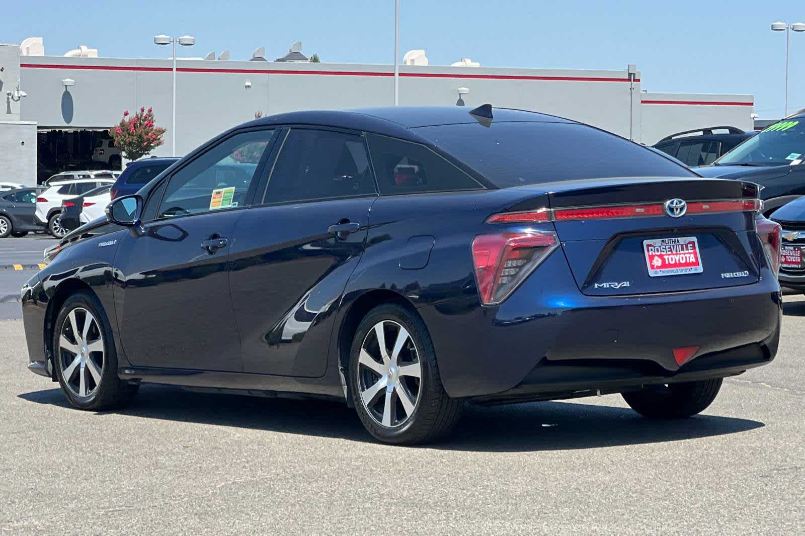 Thumbnail: 2018 Toyota Mirai - 7