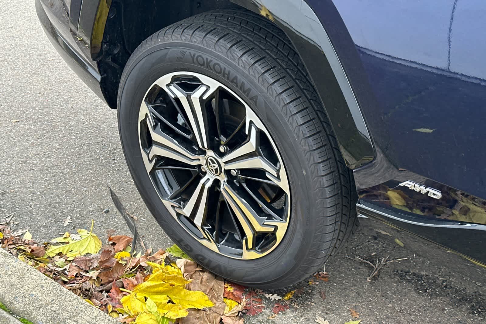 Thumbnail: 2024 Toyota RAV4 - 15