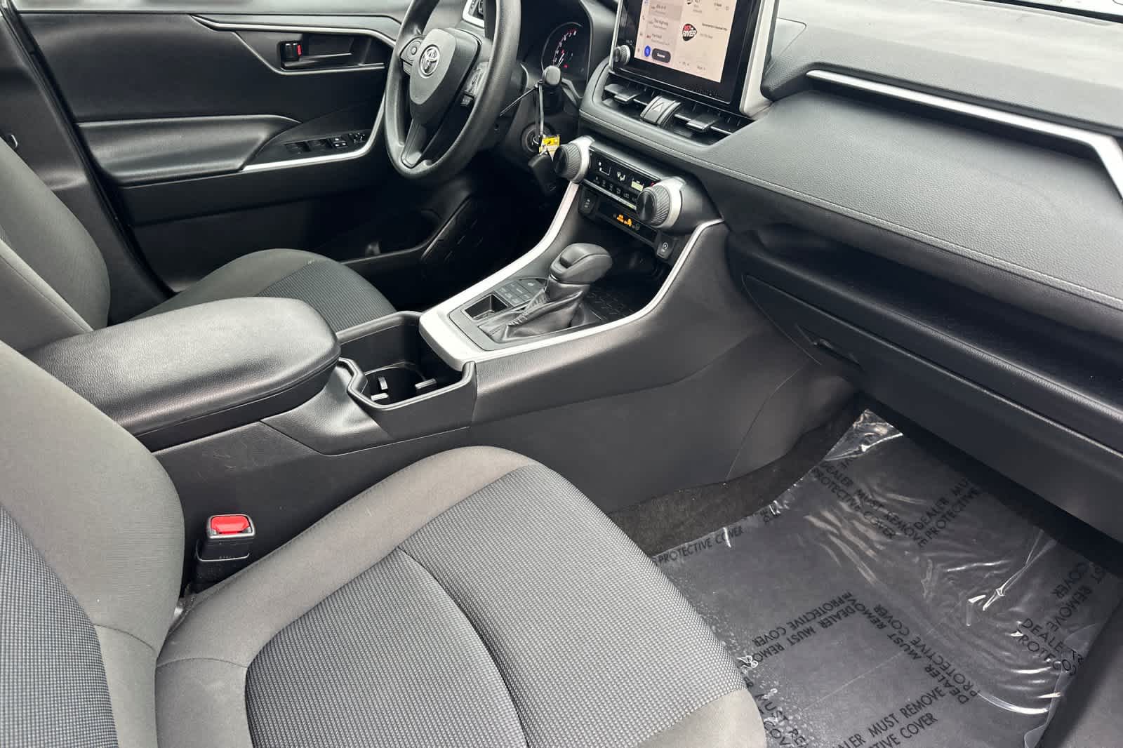 Thumbnail: 2024 Toyota RAV4 - 17