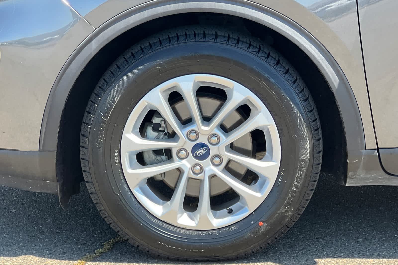 Thumbnail: 2020 Ford Escape - 30