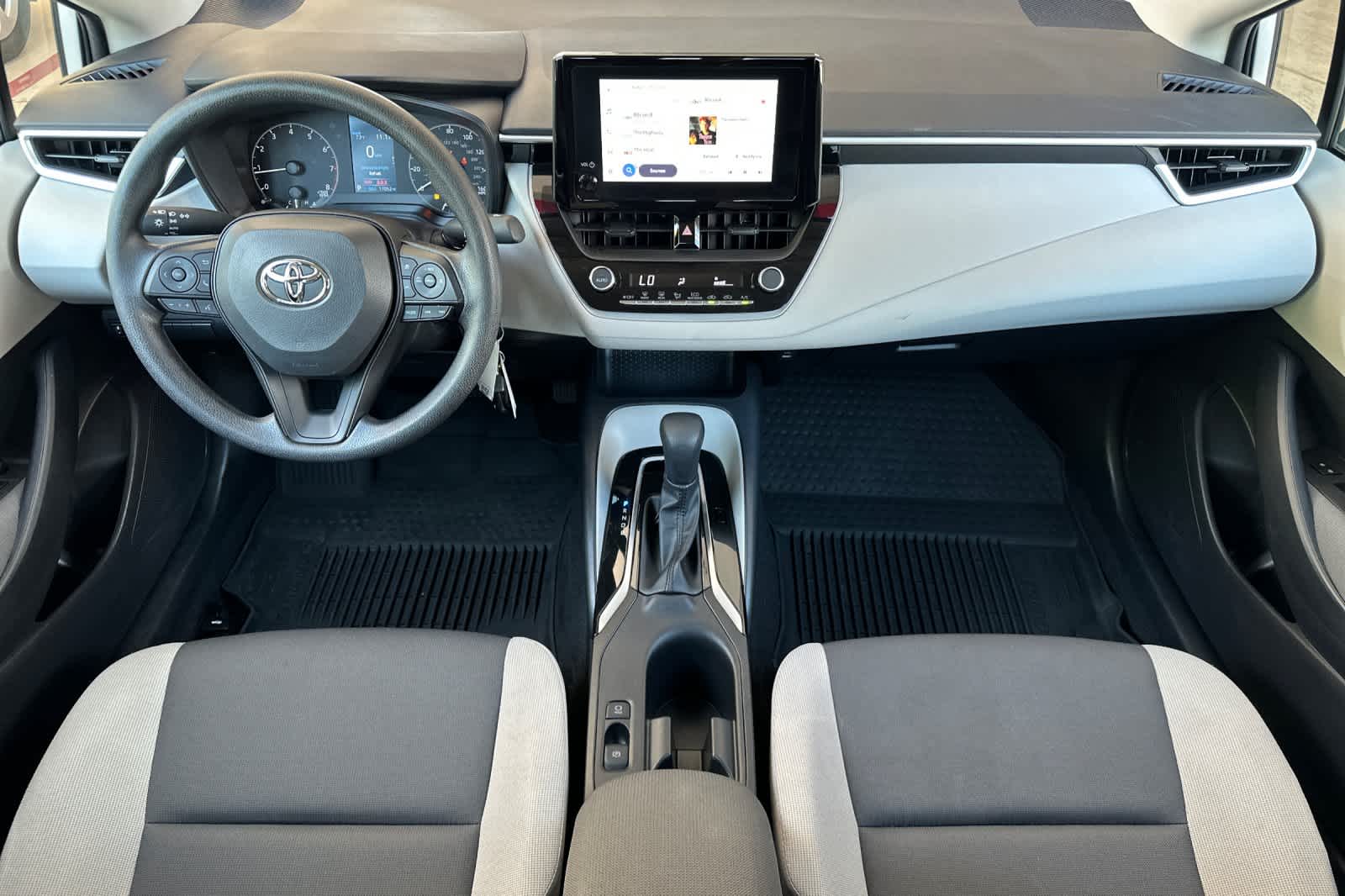 Thumbnail: 2025 Toyota Corolla - 3