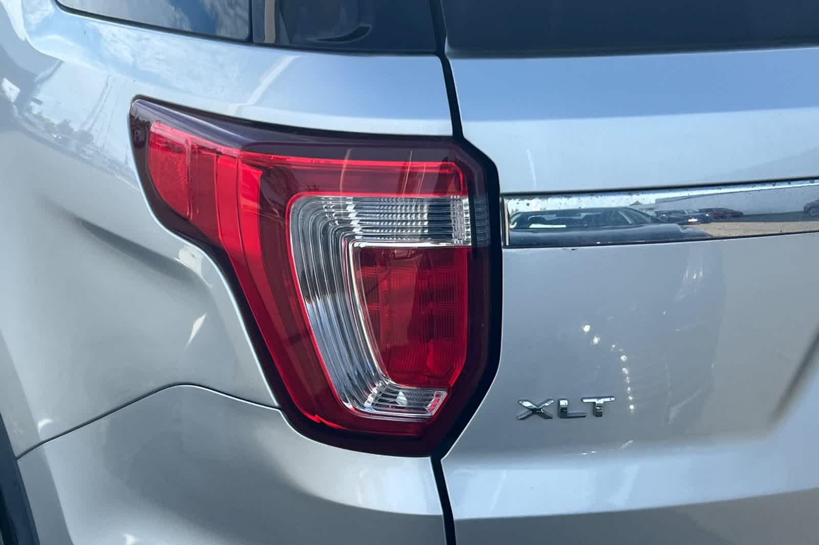 Thumbnail: 2016 Ford Explorer - 20