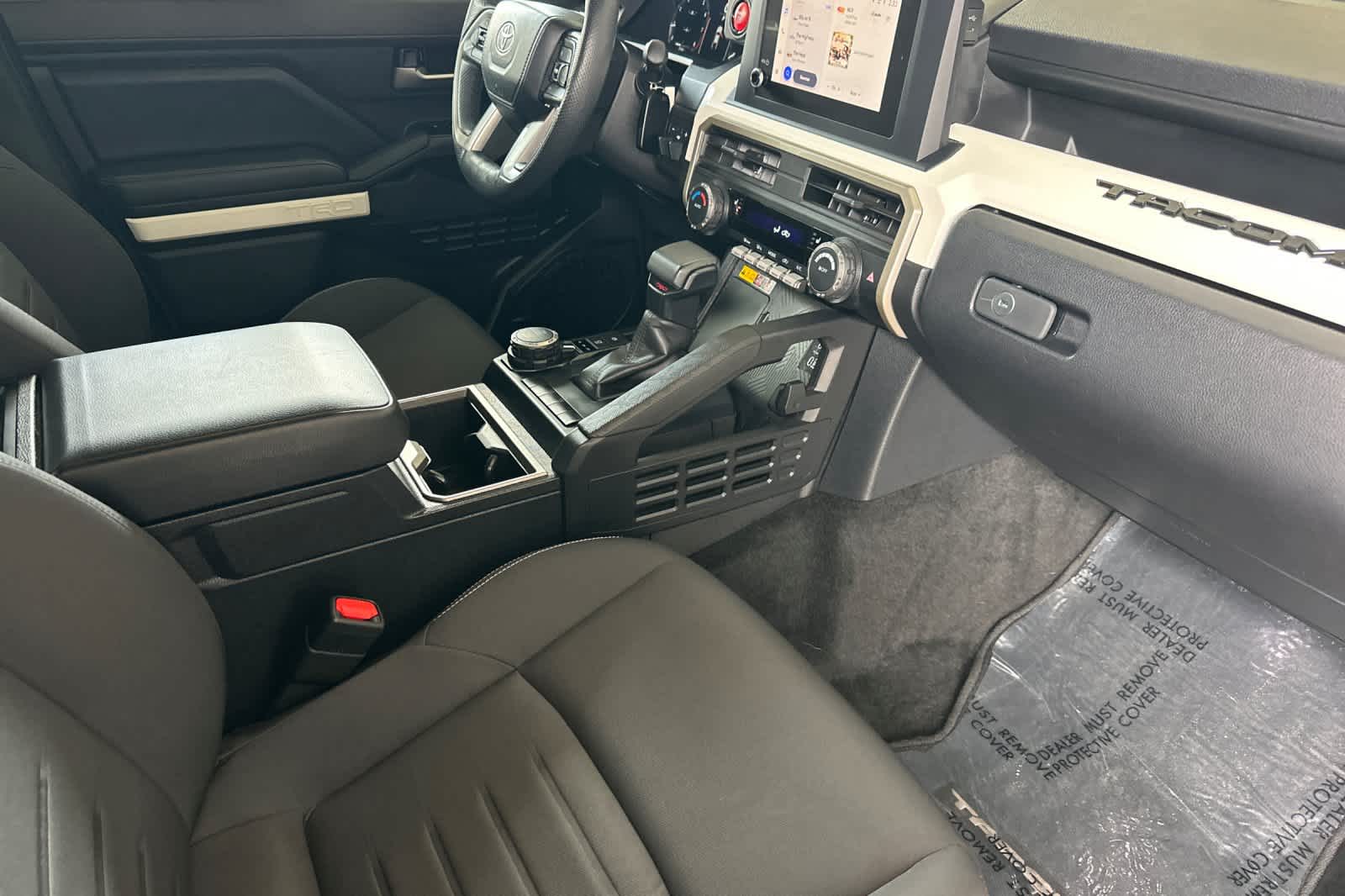 Thumbnail: 2024 Toyota Tacoma - 16