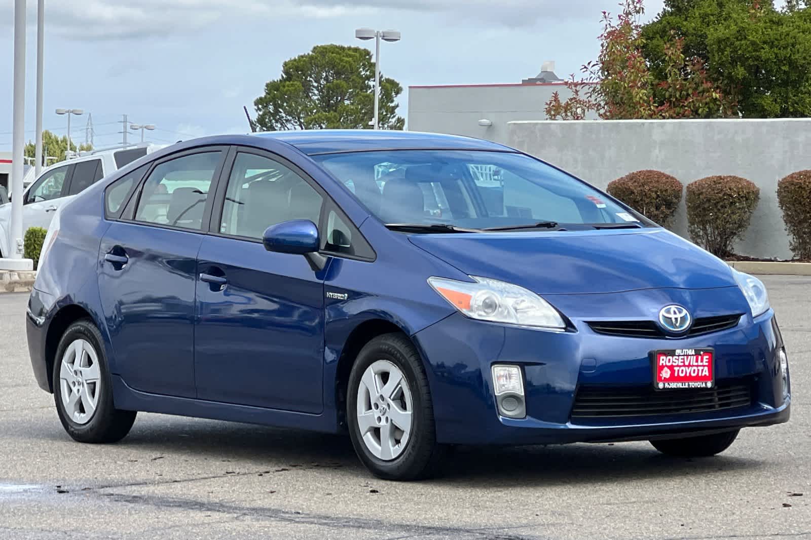 Thumbnail: 2010 Toyota Prius - 5