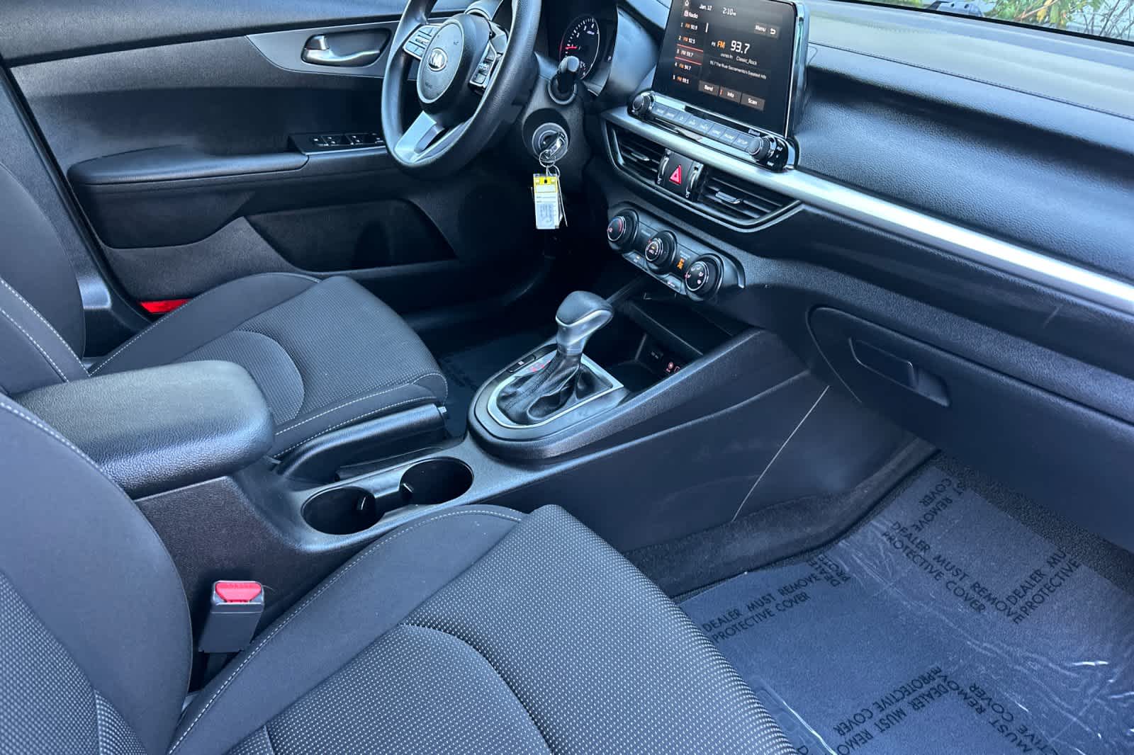 Thumbnail: 2020 Kia Forte - 15