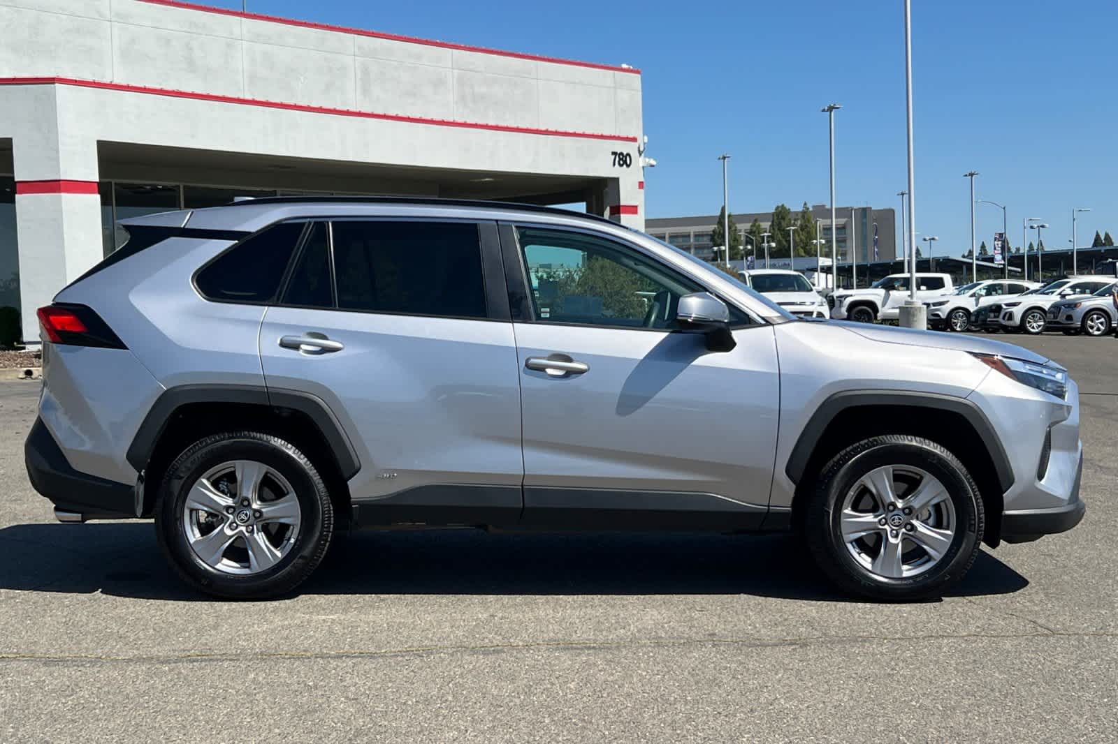 Thumbnail: 2024 Toyota RAV4 - 6