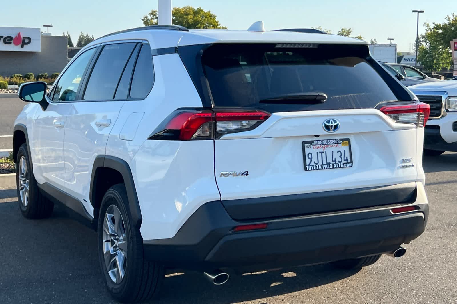 Thumbnail: 2024 Toyota RAV4 - 4