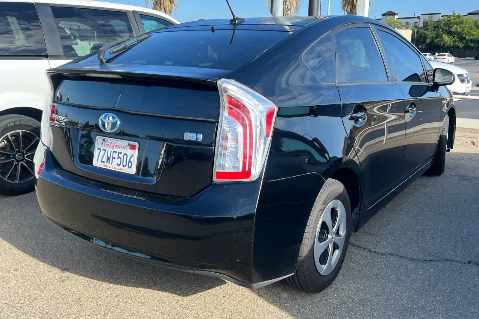 Thumbnail: 2013 Toyota Prius - 4