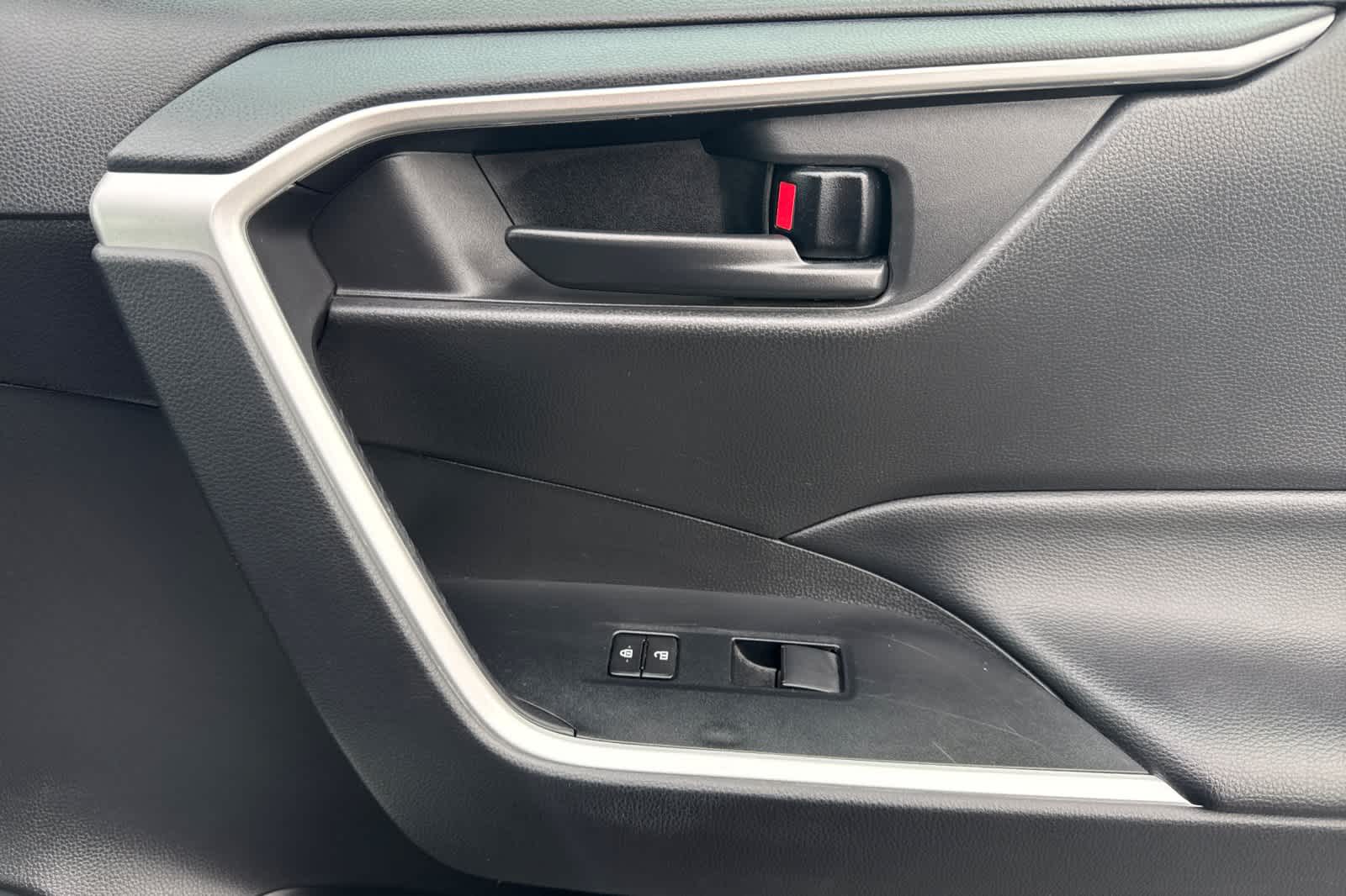 Thumbnail: 2024 Toyota RAV4 - 19