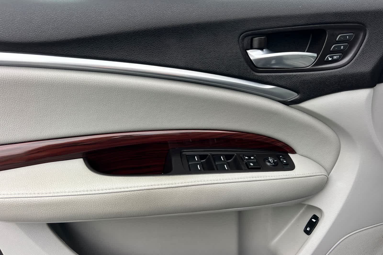 Thumbnail: 2014 Acura MDX - 12