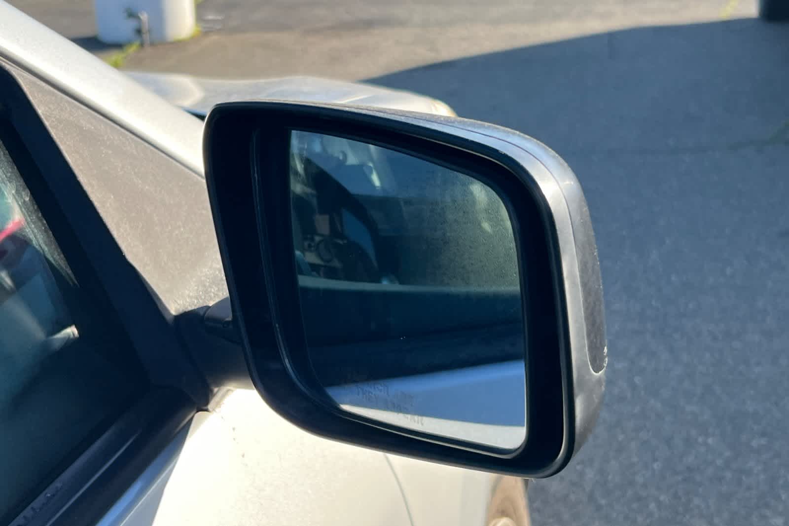 Thumbnail: 2010 Nissan Rogue - 13