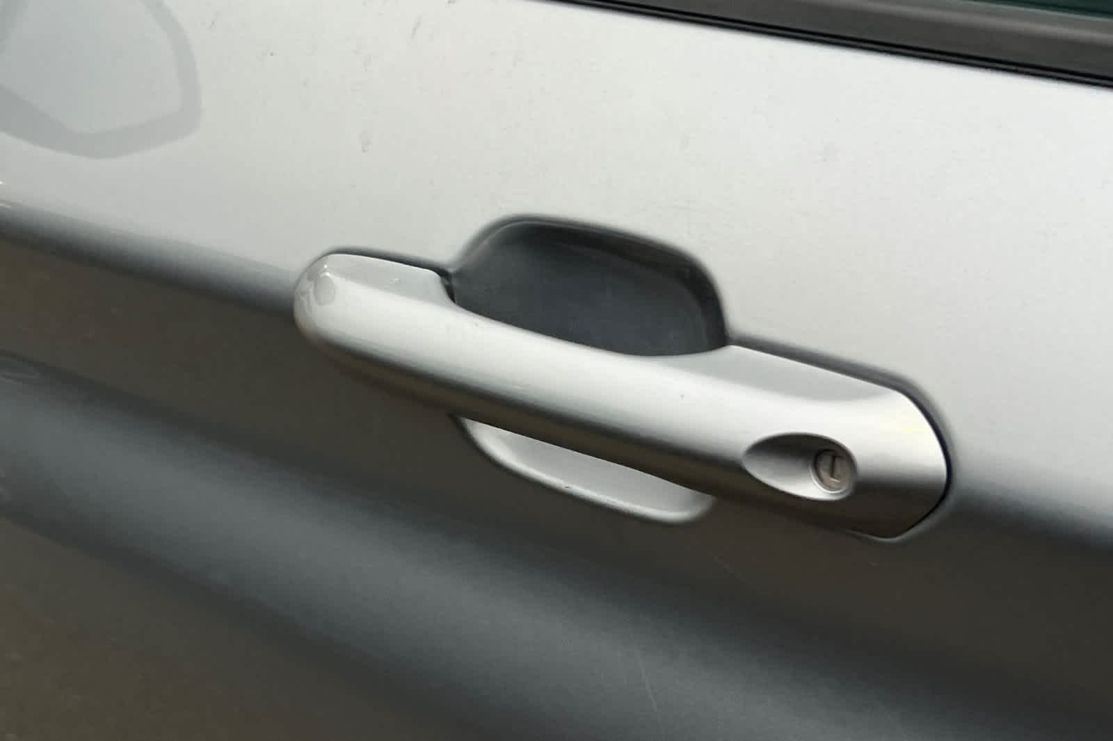 Thumbnail: 2020 Ford Explorer - 19