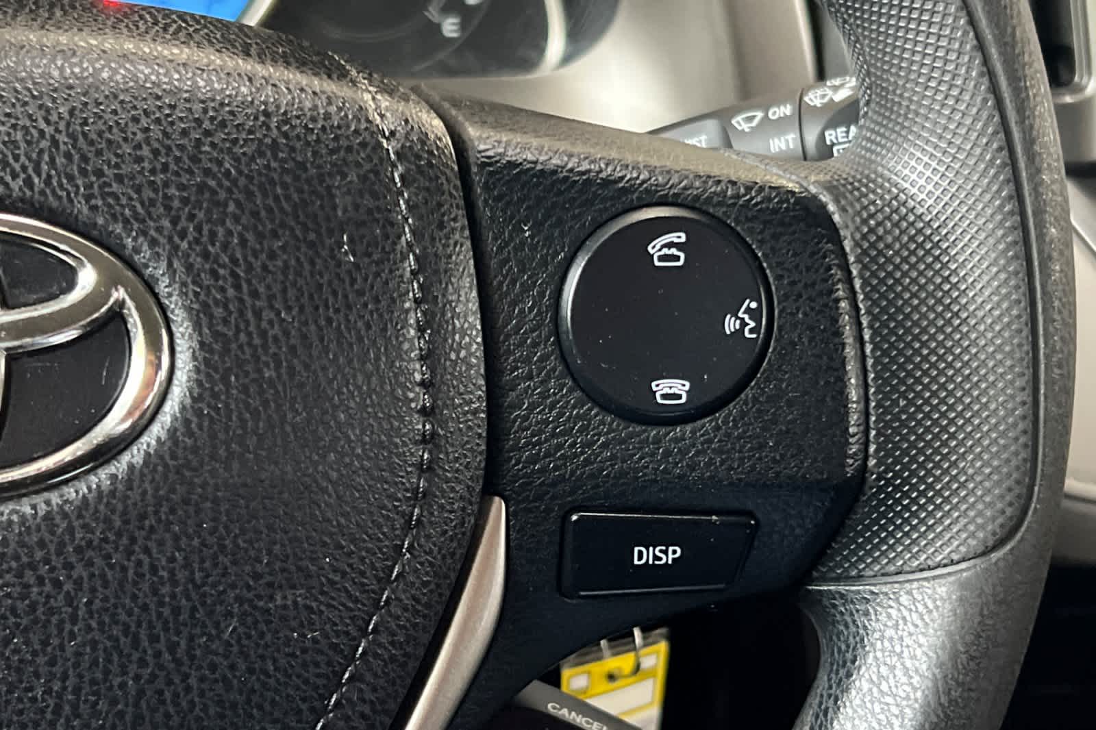 Thumbnail: 2015 Toyota RAV4 - 25