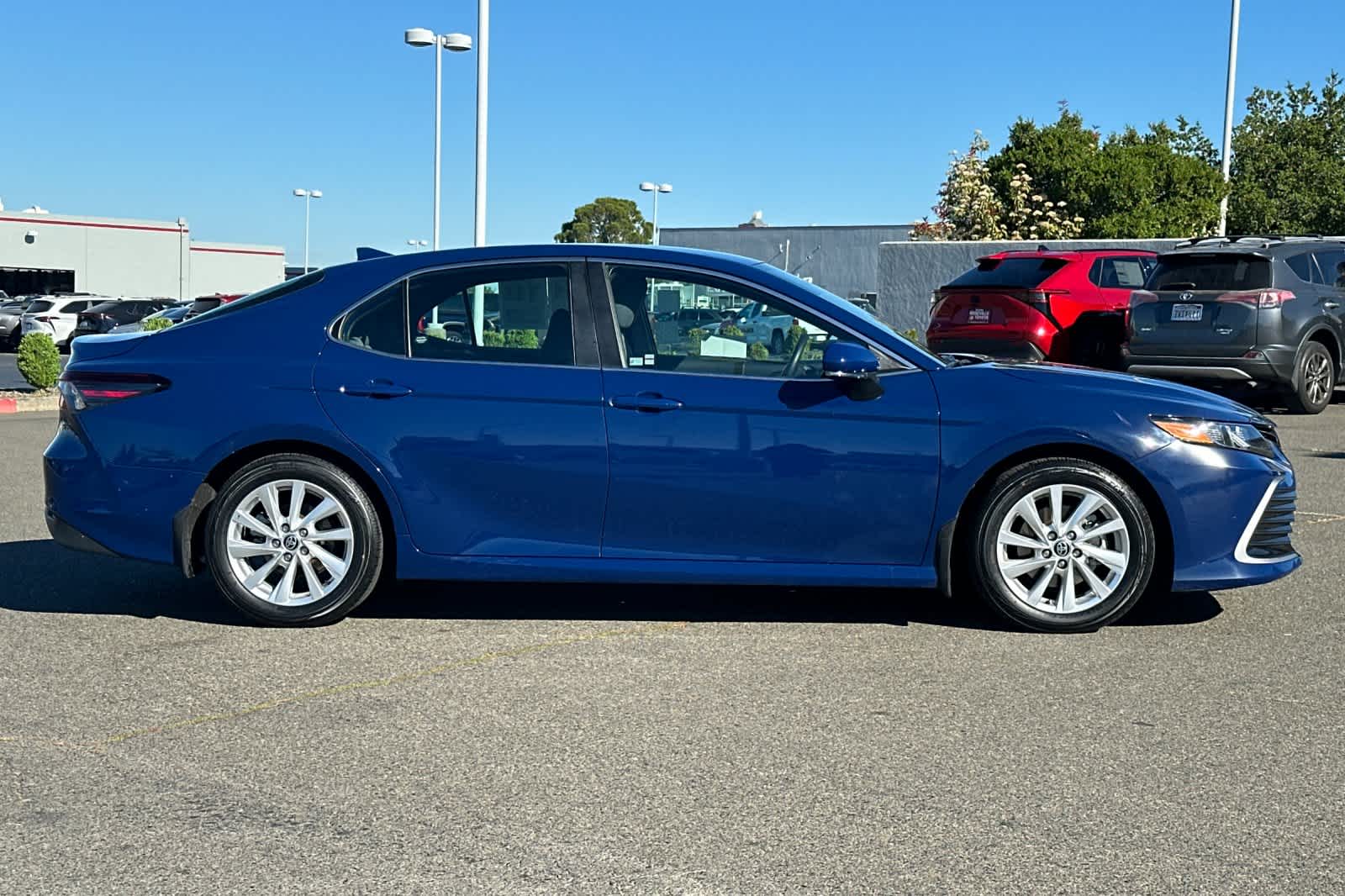 Thumbnail: 2023 Toyota Camry - 6