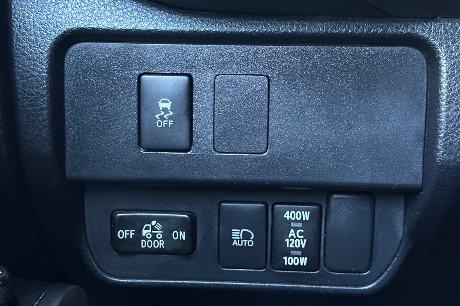 Thumbnail: 2023 Toyota Tacoma - 29