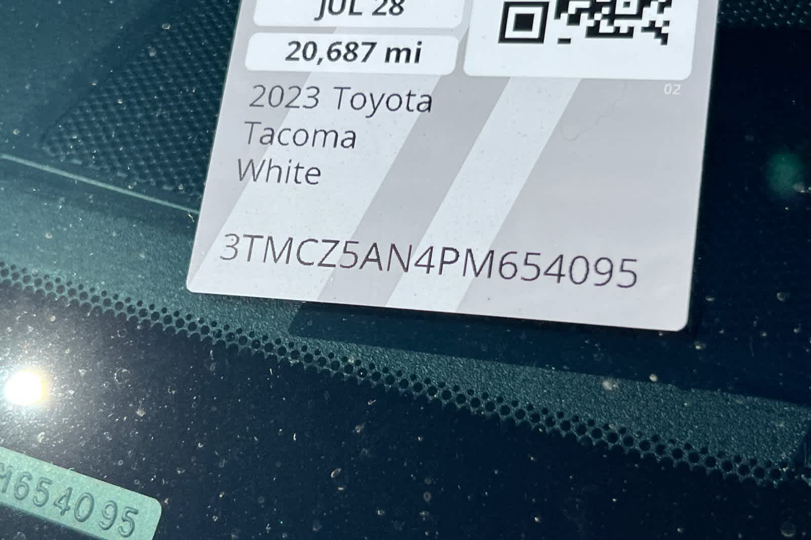 Thumbnail: 2023 Toyota Tacoma - 23