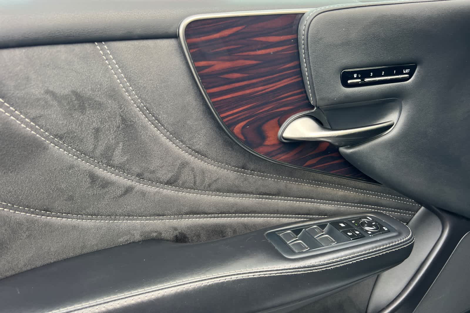 Thumbnail: 2018 Lexus LS - 12